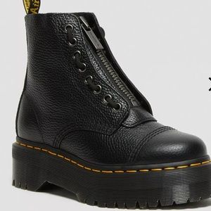 Sinclair Milled Nappa Leather Boots in Black